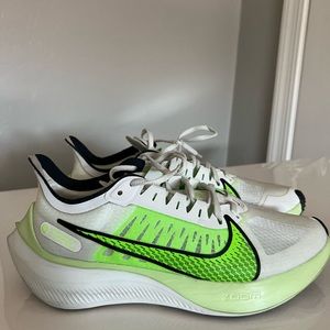 Nike Flex Runners 7Y